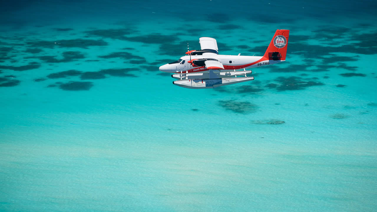 モルディブの水上飛行機